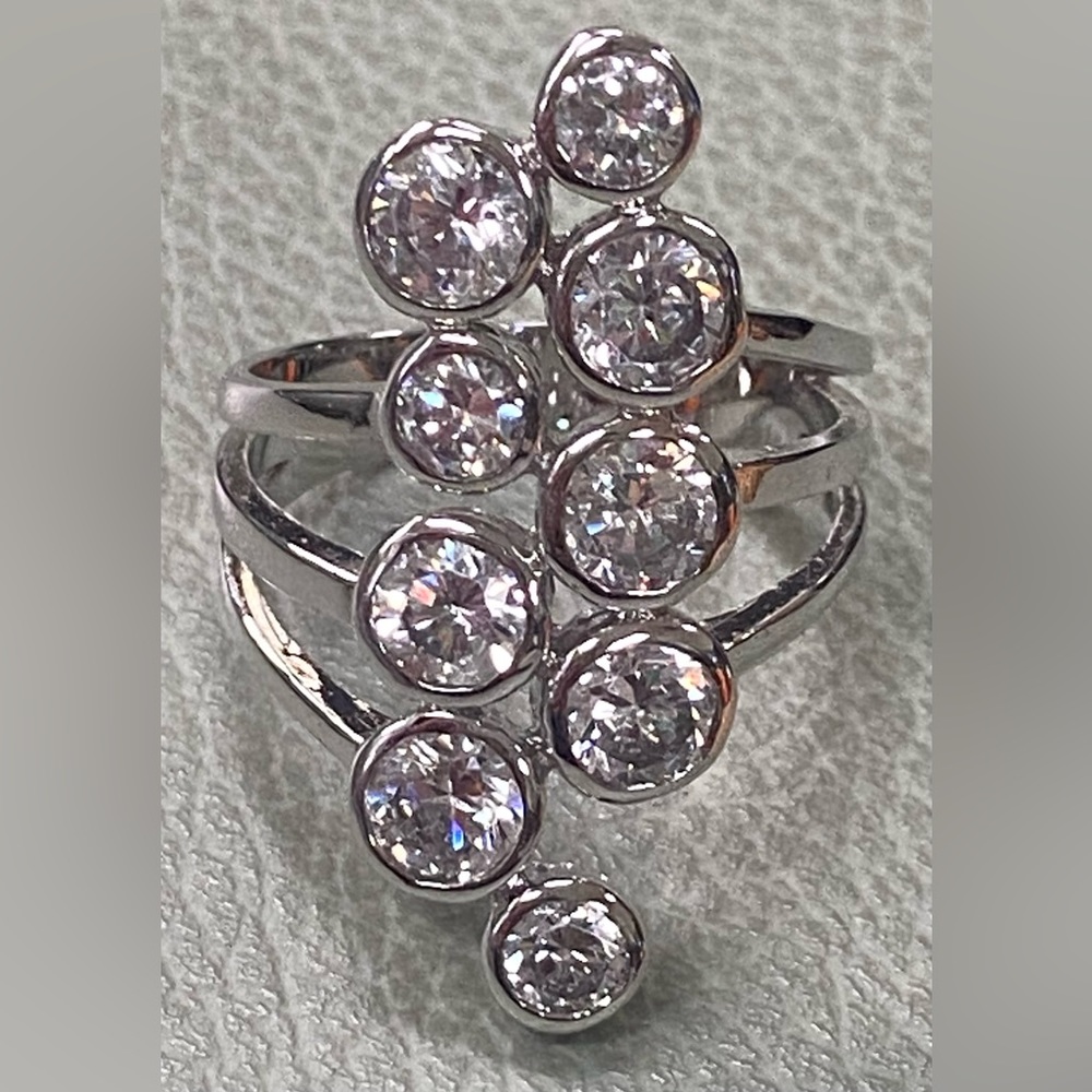 NWOT Sterling silver ring